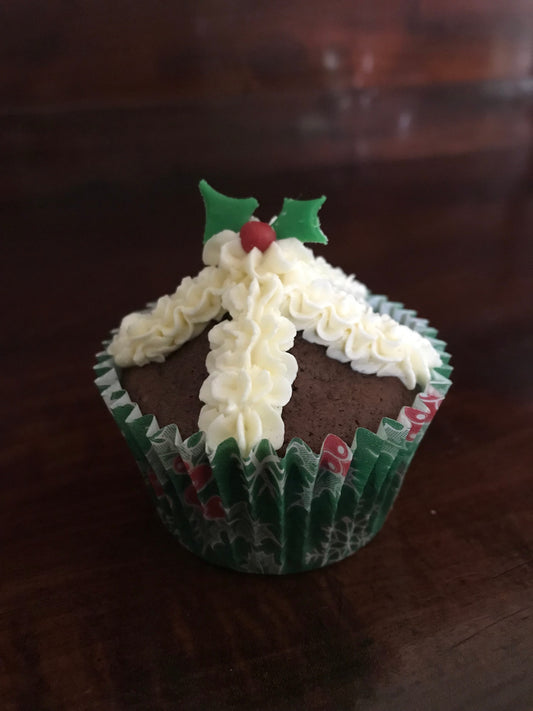 Chocolate and Amaretto Festive Cupcakes