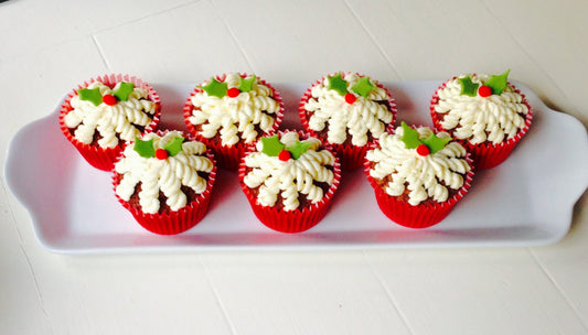 Chocolate and Amaretto Festive Cupcakes