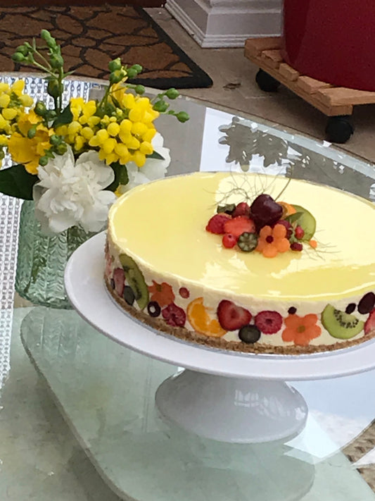 Summer Lemon and Elderflower Cheesecake