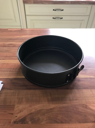 Line a Round Tin