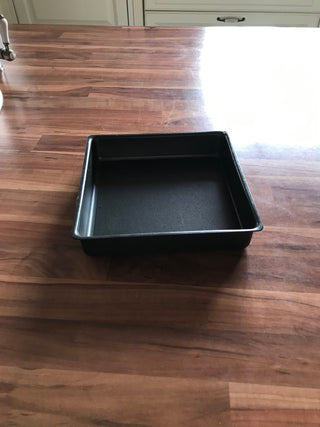 Line a Square Tin